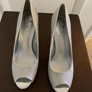 Bandolino Shimmering Silver Heels
